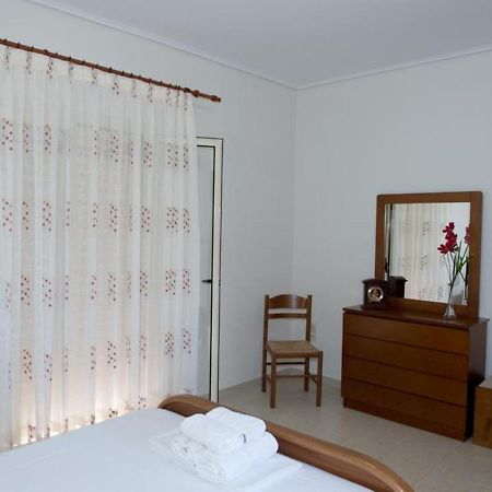Manoleas Villas - Apartment 2 Stoúpa Extérieur photo